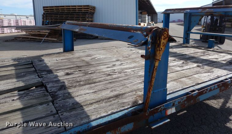 image for item DH2093 1996 Hooper equipment trailer