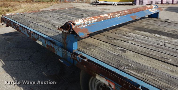 image for item DH2093 1996 Hooper equipment trailer