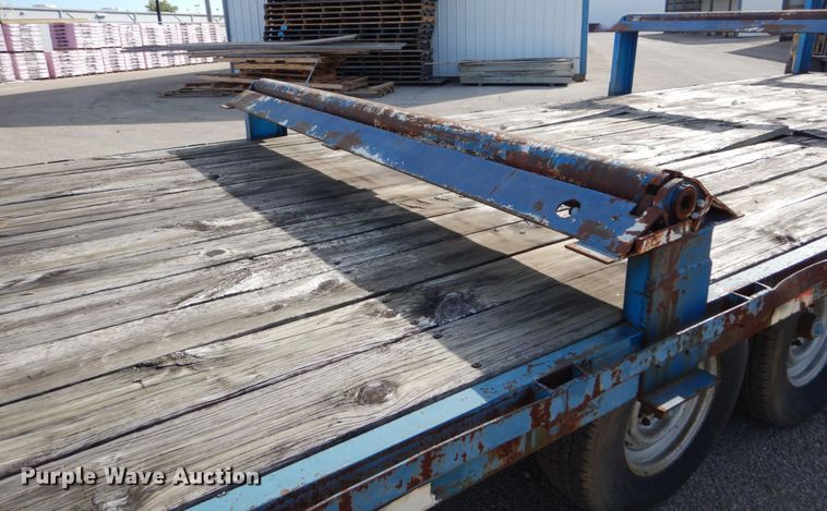image for item DH2093 1996 Hooper equipment trailer