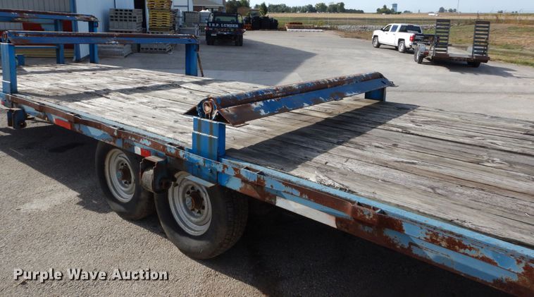 image for item DH2093 1996 Hooper equipment trailer