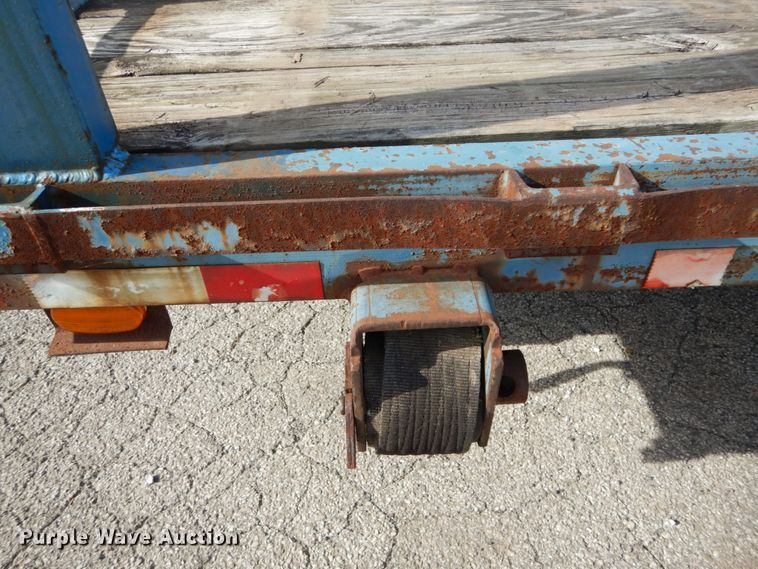 image for item DH2093 1996 Hooper equipment trailer