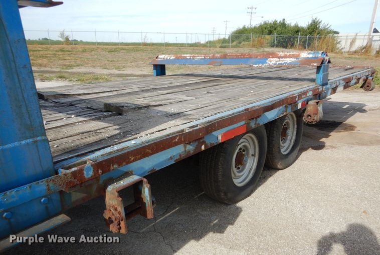 image for item DH2093 1996 Hooper equipment trailer