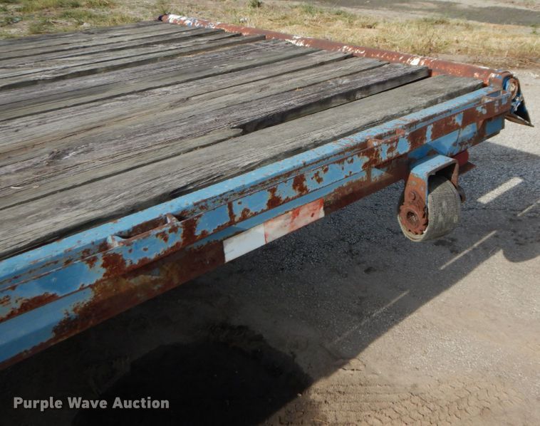 image for item DH2093 1996 Hooper equipment trailer