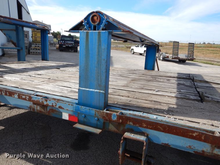 image for item DH2093 1996 Hooper equipment trailer