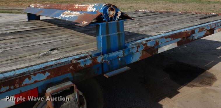 image for item DH2093 1996 Hooper equipment trailer