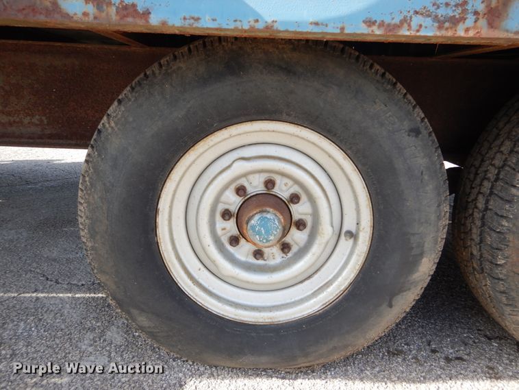 image for item DH2093 1996 Hooper equipment trailer