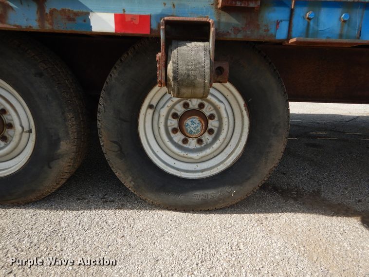 image for item DH2093 1996 Hooper equipment trailer