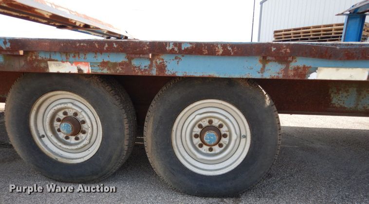 image for item DH2093 1996 Hooper equipment trailer