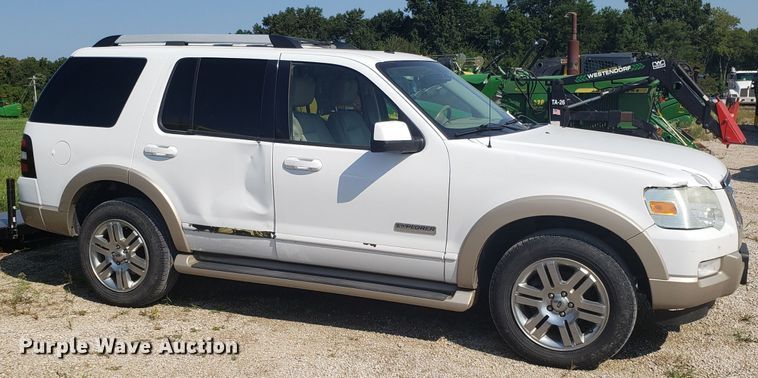 image for item DH2828 2007 Ford Explorer SUV