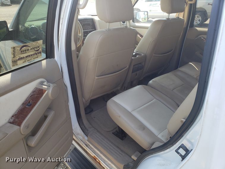 image for item DH2828 2007 Ford Explorer SUV