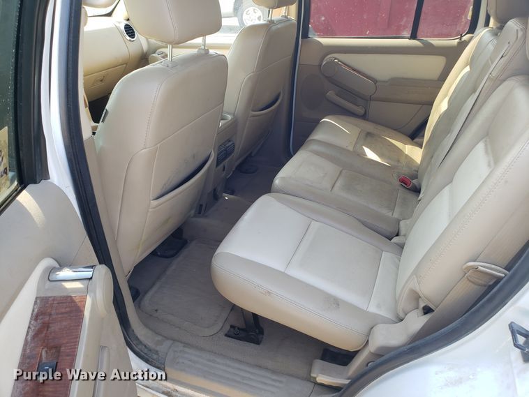 image for item DH2828 2007 Ford Explorer SUV