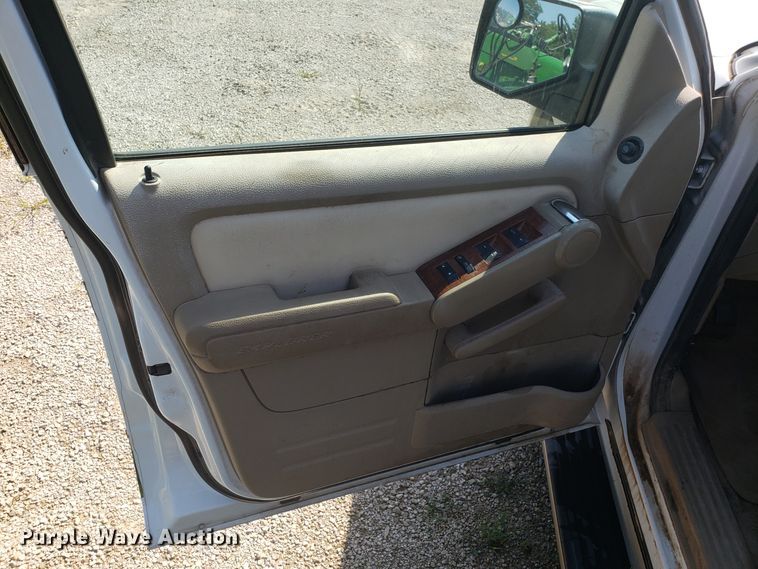 image for item DH2828 2007 Ford Explorer SUV