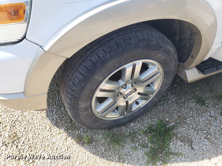 image for item DH2828 2007 Ford Explorer SUV