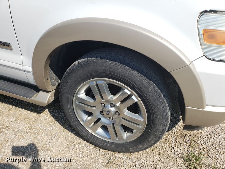image for item DH2828 2007 Ford Explorer SUV