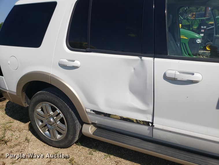 image for item DH2828 2007 Ford Explorer SUV