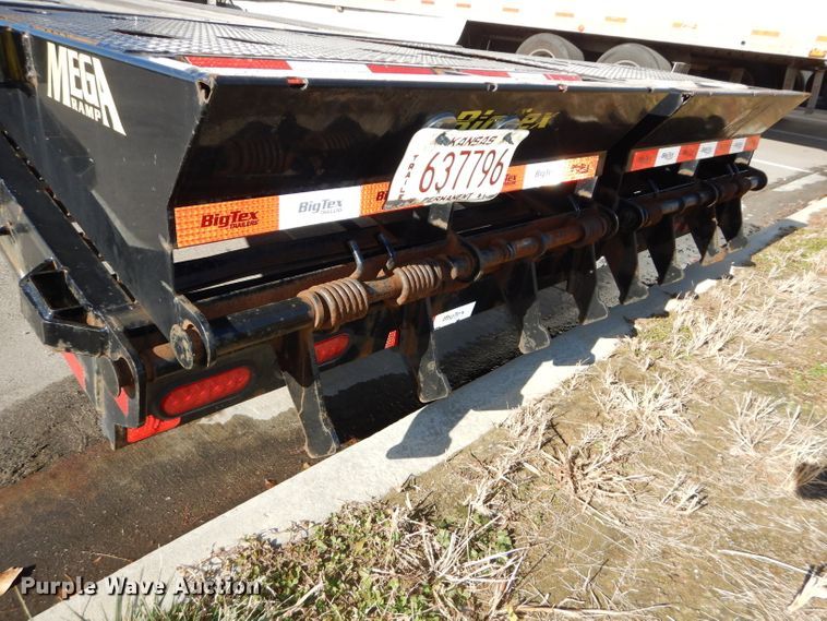 image for item DH4282 2019 Big Tex 25GN-25BK+5MR equipment trailer