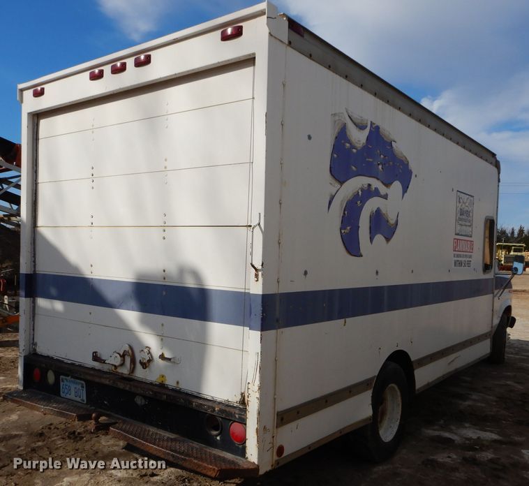 image for item DH4289 1984 Ford Econoline E350 box truck