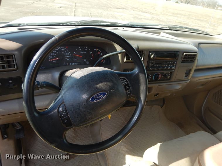 image for item DH4294 2004 Ford F350 Super Duty Crew Cab utility bed pickup truck