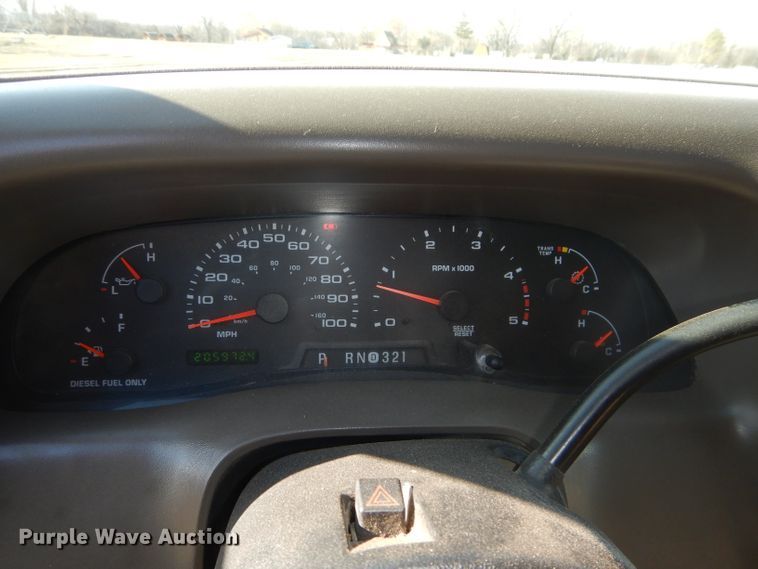 image for item DH4294 2004 Ford F350 Super Duty Crew Cab utility bed pickup truck