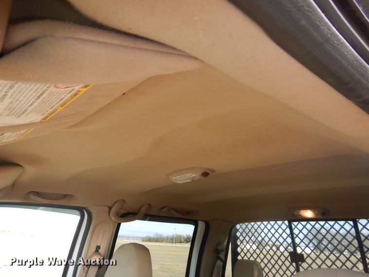 image for item DH4294 2004 Ford F350 Super Duty Crew Cab utility bed pickup truck