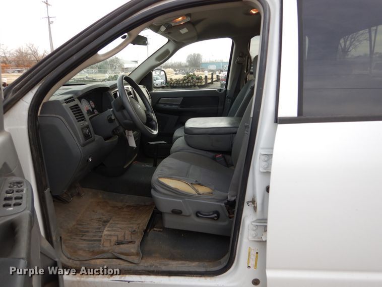 image for item DH5013 2008 Dodge Ram 1500 Quad Cab pickup truck
