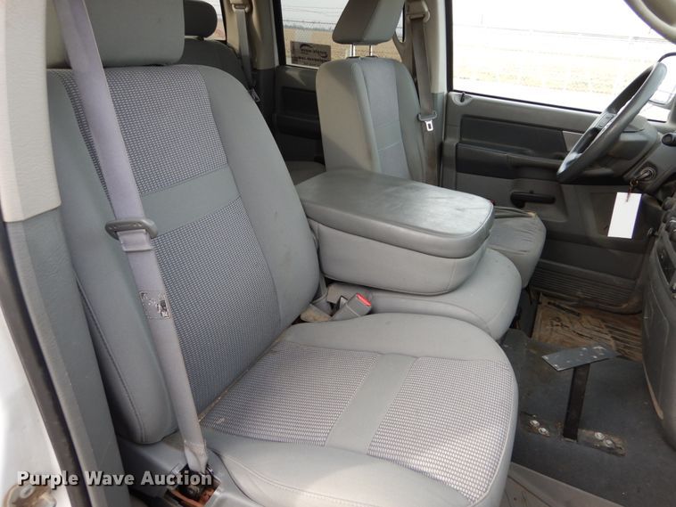 image for item DH5013 2008 Dodge Ram 1500 Quad Cab pickup truck