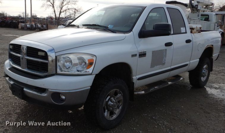 image for item DH5014 2007 Dodge Ram 2500 Quad Cab pickup truck