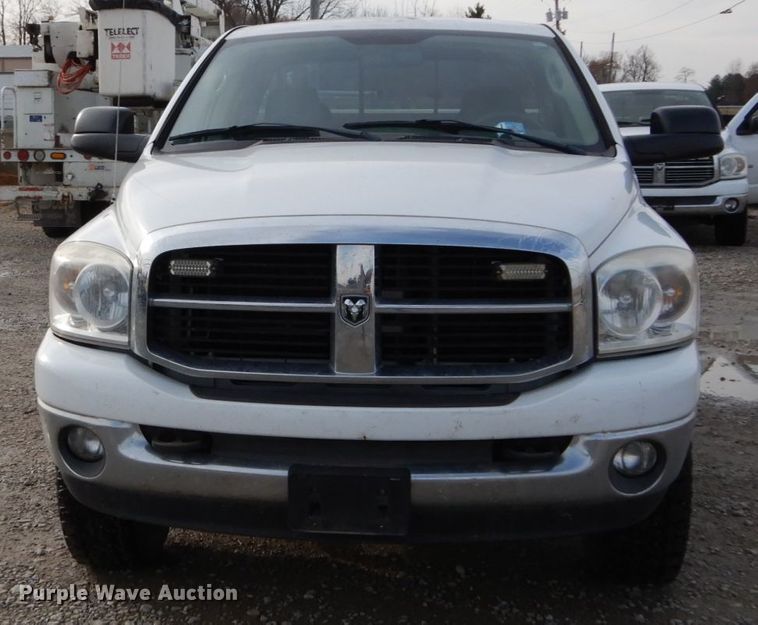 image for item DH5014 2007 Dodge Ram 2500 Quad Cab pickup truck