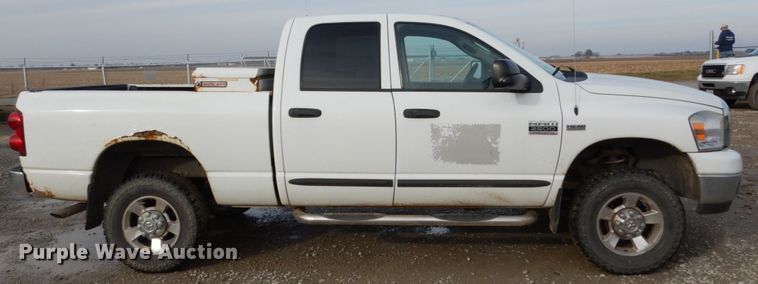 image for item DH5014 2007 Dodge Ram 2500 Quad Cab pickup truck
