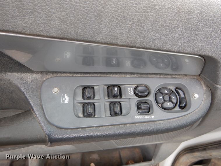 image for item DH5014 2007 Dodge Ram 2500 Quad Cab pickup truck