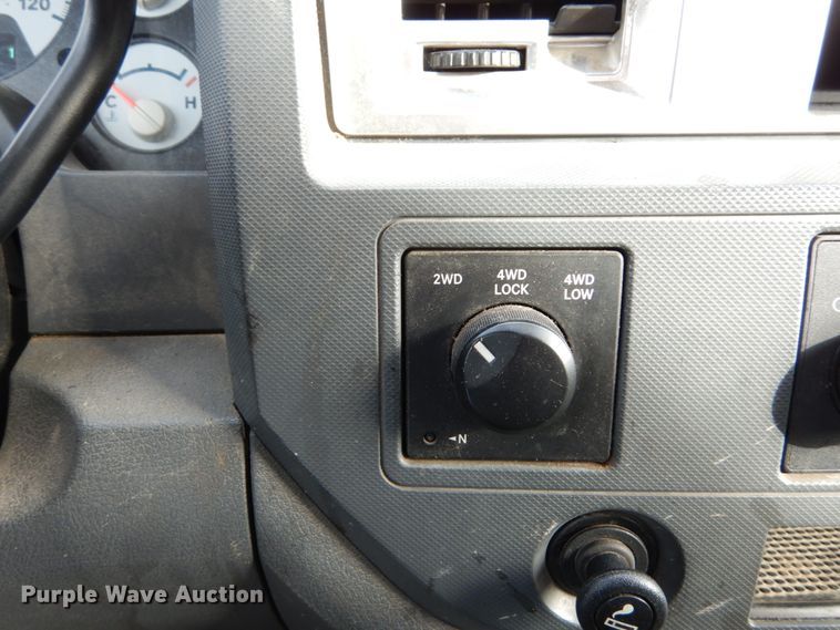 image for item DH5014 2007 Dodge Ram 2500 Quad Cab pickup truck