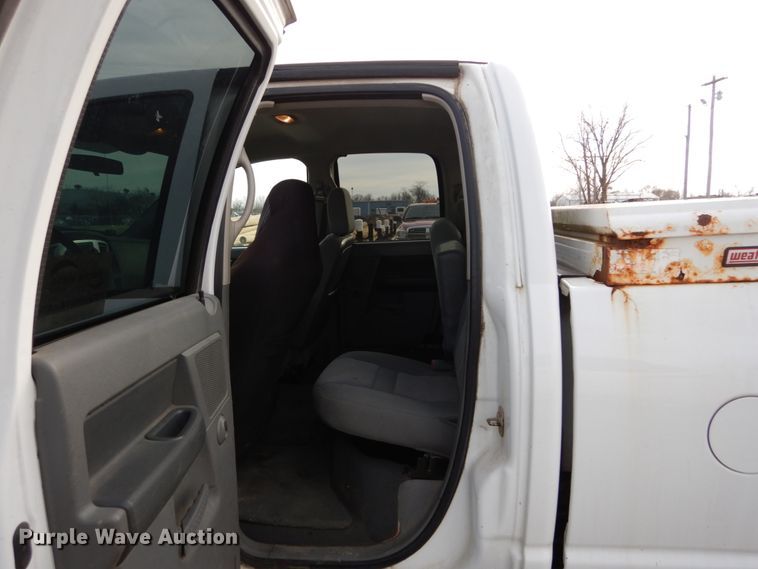 image for item DH5014 2007 Dodge Ram 2500 Quad Cab pickup truck