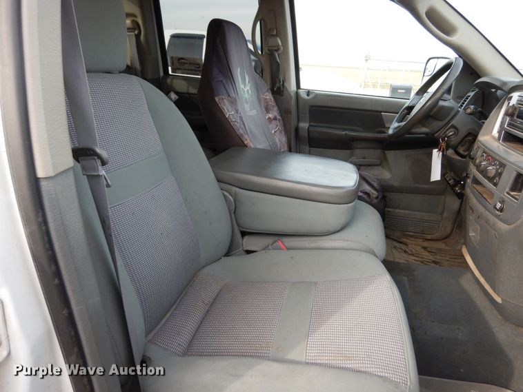 image for item DH5014 2007 Dodge Ram 2500 Quad Cab pickup truck