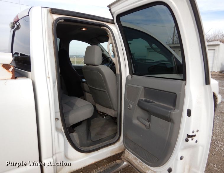 image for item DH5014 2007 Dodge Ram 2500 Quad Cab pickup truck