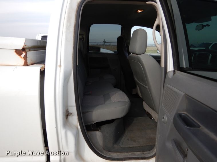 image for item DH5014 2007 Dodge Ram 2500 Quad Cab pickup truck