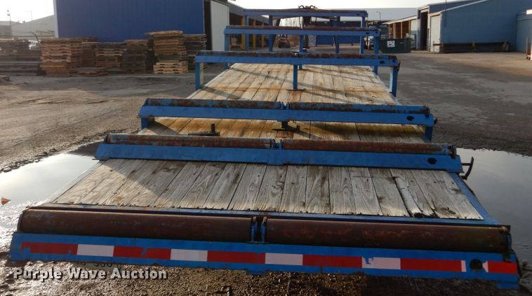 image for item DH5016 2005 Central Equipment flatbed trailer