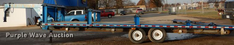 image for item DH5016 2005 Central Equipment flatbed trailer