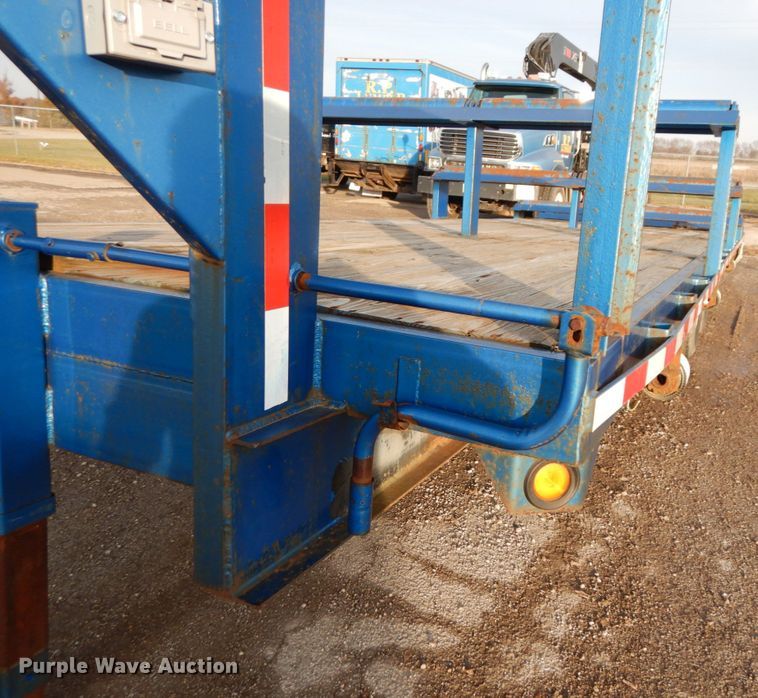 image for item DH5016 2005 Central Equipment flatbed trailer