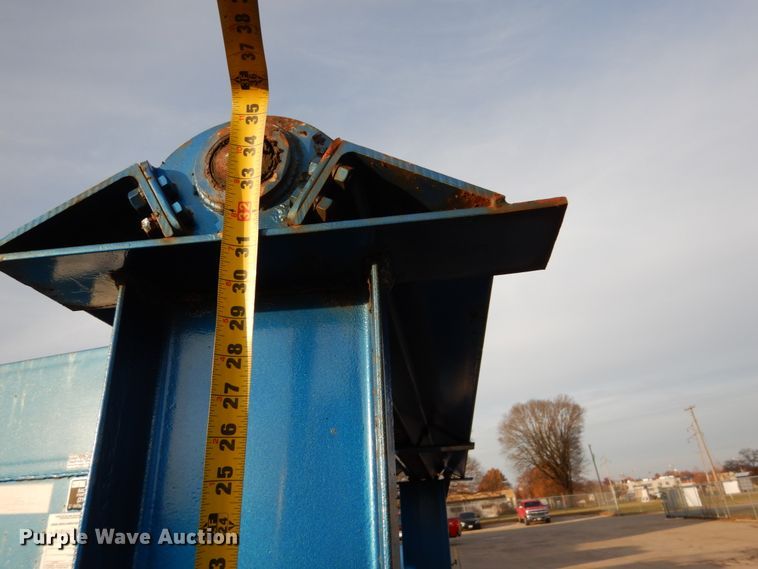 image for item DH5016 2005 Central Equipment flatbed trailer