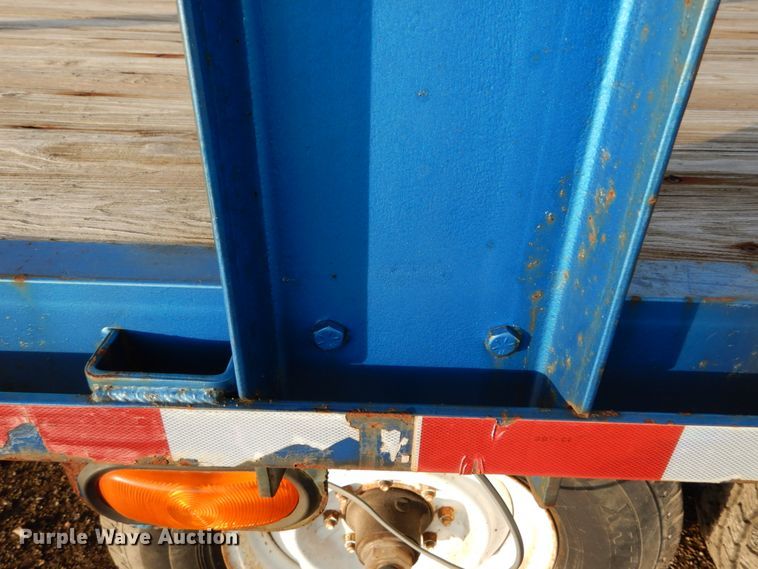 image for item DH5016 2005 Central Equipment flatbed trailer
