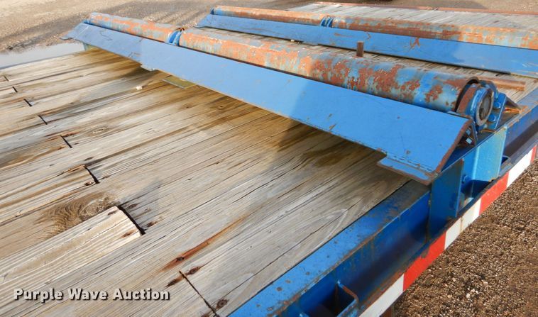 image for item DH5016 2005 Central Equipment flatbed trailer