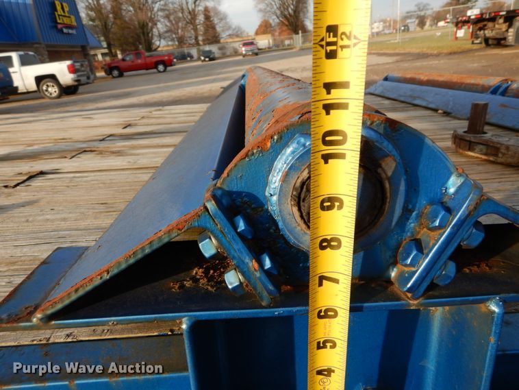 image for item DH5016 2005 Central Equipment flatbed trailer