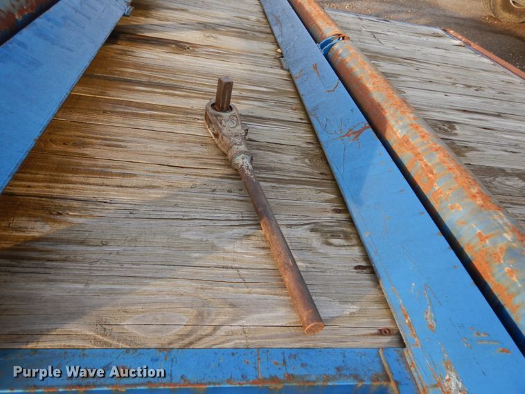 image for item DH5016 2005 Central Equipment flatbed trailer