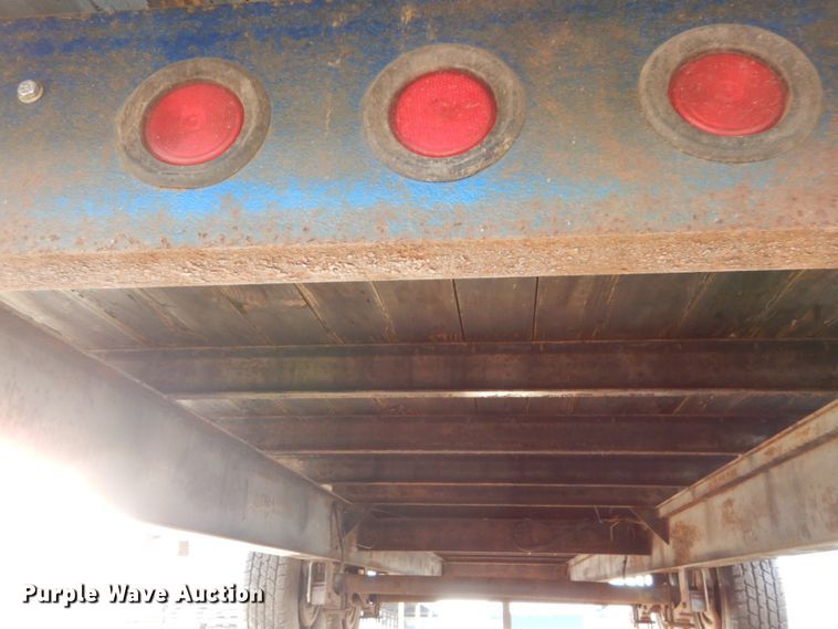 image for item DH5016 2005 Central Equipment flatbed trailer
