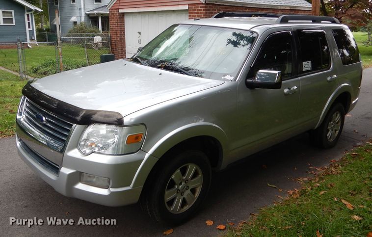 image for item DH6229 2010 Ford Explorer XLT SUV