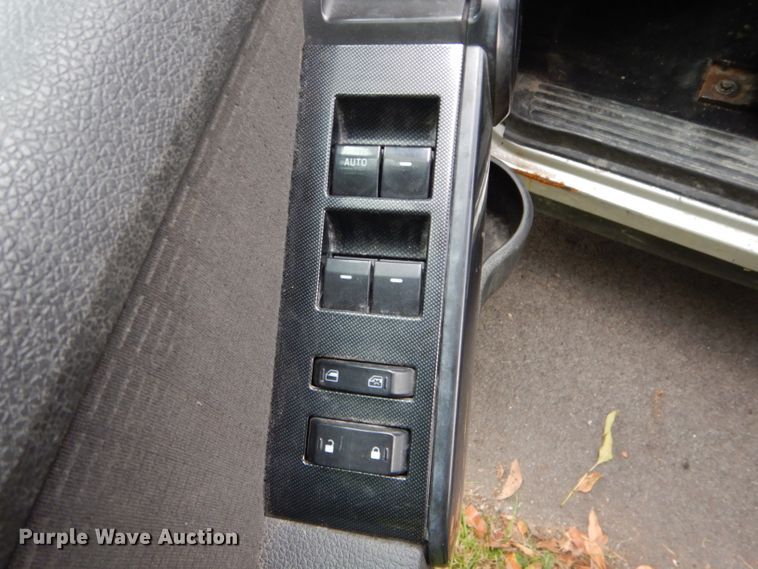 image for item DH6229 2010 Ford Explorer XLT SUV