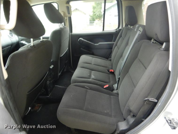 image for item DH6229 2010 Ford Explorer XLT SUV