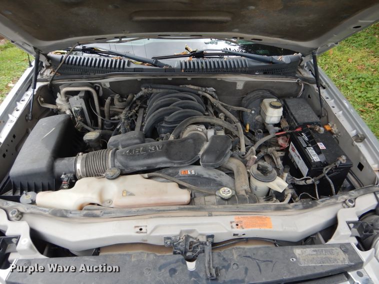 image for item DH6229 2010 Ford Explorer XLT SUV