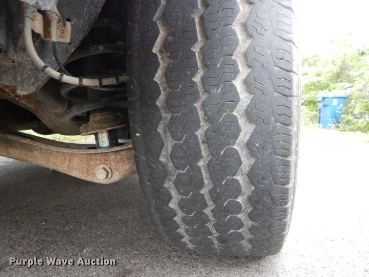 image for item DH6229 2010 Ford Explorer XLT SUV