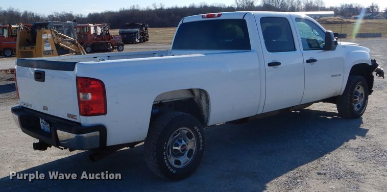 image for item DH6948 2012 GMC Sierra 2500HD Crew Cab pickup truck